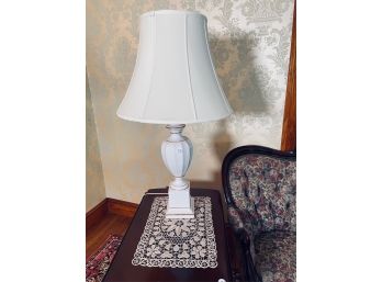 PR OF WHITE PORCELAIN TABLE LAMPS