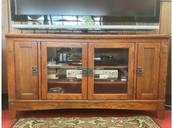 LATE 20THc OAK MISSION STYLE TELEVISION STAND