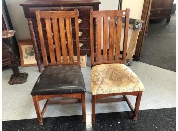 (2) LATE 20THc MISSION STYLE OAK SIDE CHAIRS