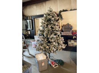 7'6' HIGH QUALITY ARTIFICIAL CHRISTMAS TREE