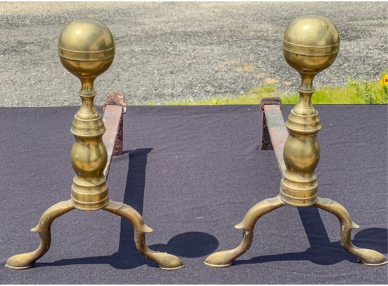 PAIR OF PERIOD BRASS CANNONBALL ANDIRONS