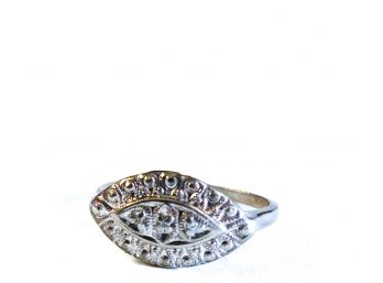 10K WHITE GOLD VICTORIAN RING WITH FILIGREE
