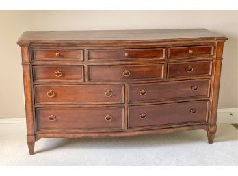 EXCELLENT QUALITY SERPENTINE CHEST OF DRAWERS