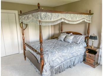ETHAN ALLEN 'TAVERN PINE' FOUR POSTER CANOPY BED