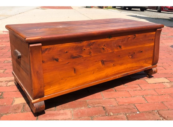 MODERN COUNTRY PINE HOPE CHEST