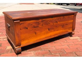 MODERN COUNTRY PINE HOPE CHEST