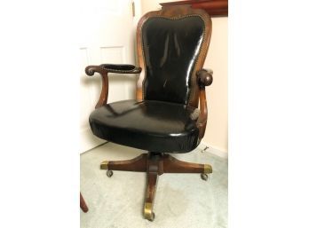 VINTAGE LEATHER EXECUTIVES OFFICE CHAIR
