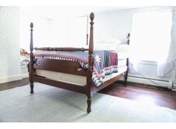CARVED PINEAPPLE FOUR POSTER BED w REEDED COLUMNS