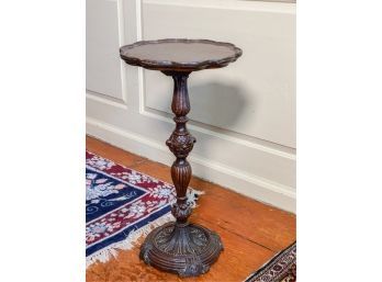 ORNATE COMPOSITE PLANT STAND ON REEDED COLUMN