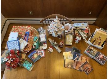 VINTAGE CHRISTMAS And RELIGIOUS LOT