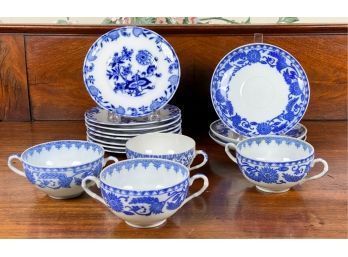 MISC GROUPING OF BLUE & WHITE TEACUPS & SAUCERS