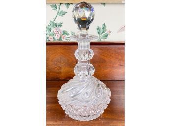 EXQUISITE HEAVY CUT CRYSTAL TWIST FORM DECANTER