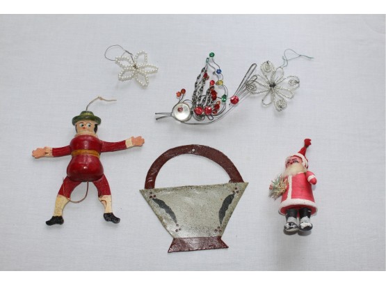 (6) Christmas Tree Ornaments