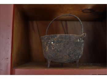 (Early 19th c) Small Wrought Iron Pot