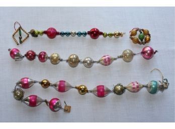 Grouping of Antique Glass Strings of Beads etc