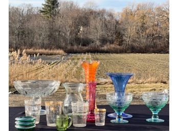 MISC GROUPING OF NICE QUALITY GLASSWARE