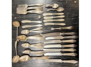 COLLECTION OF STERLING SILVER FLATWARE
