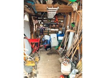 ENTIER CONTENTS OF SHED