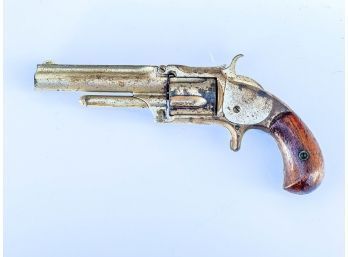 (ANTIQUE) S AND W 1 1/2 SECOND ISSUE REVOLVER
