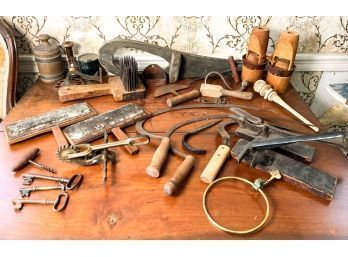 GROUPING OF ANTIQUE TOOLS ETC