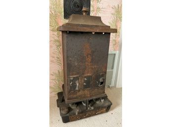 VINTAGE YOUNG AMERICA STOVE BY AMERICAN OIL STOVE