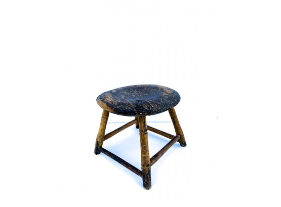 PAINTED ROUND TOP CHILD`S STOOL