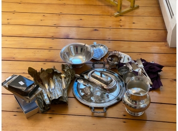 LARGE LOT OF MISC PLATED, PEWTER, BRASS WARES