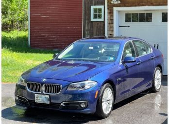 2015 BLUE BMW 528XI (4) DOOR SEDAN W XDRIVE