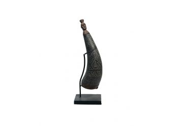 AFRICAN ENGRAVED HORN with FIGURAL WOODEN CAP