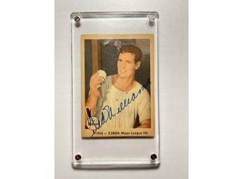 AUTOGRAPHED 1959 FLEER TED WILLIAMS #56 2000th HIT