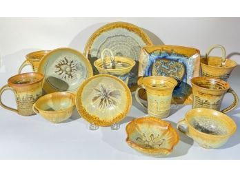 GROUPING OF STUDIO POTTERY SIGNED M.T.