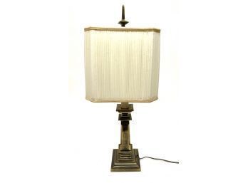 COLUMNAL-FORM BRASS TABLE LAMP