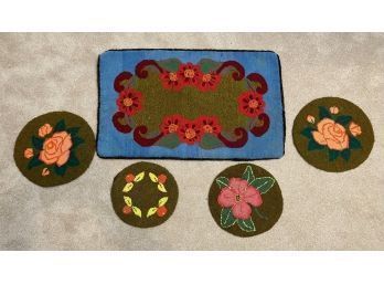 (4) HOOKED SEAT PADS and a HOOKED RUG