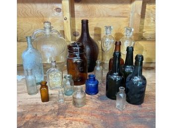 COLLECTION OF BOTTLES INCLUDING (2) WASHINGTON