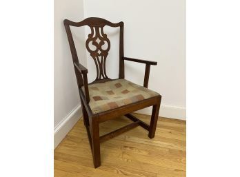 (18th c) COUNTRY CHIPPENDALE MAHOGANY ARMCHAIR