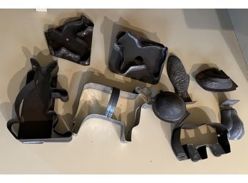 GROUPING OF TIN COOKIE CUTTERS and FOOD MOLDS