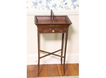 FEDERAL STYLE PAINT DECORATED TRAY TOP STAND