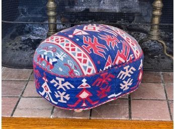 DECORATIVE FOOTSTOOL IN NATIVE AMERICAN STYLE