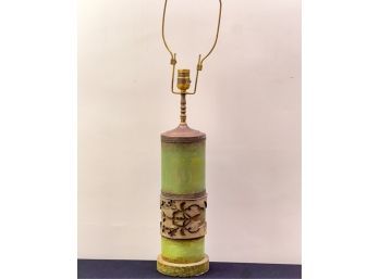 GREEN PAINTED TABLE LAMP w BANDED DECORATION