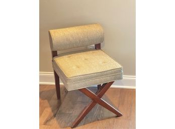 MID CENTURY MODERN LADIES CHAIR w UPHOLSTERED SEAT