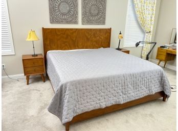 ALLMODERN WILLIAMS SOLID WOOD KING SIZE BED