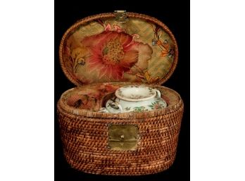 (19th c) CHINESE EXPORT TEAPOT in WICKER BASKET