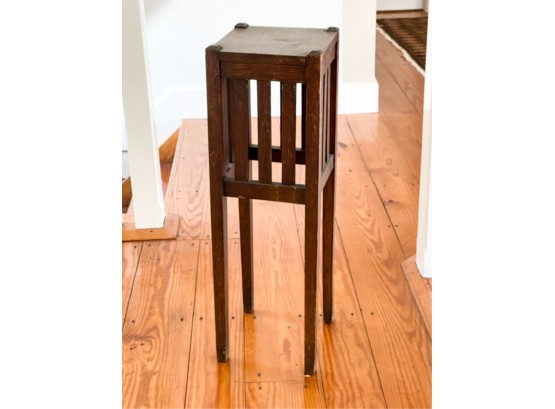 ARTS & CRAFTS MISSION OAK SQUARE TOP PLANT STAND