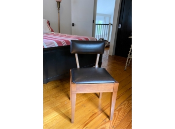 MID CENTURY SIDE CHAIR W UPHOLSTERED SEAT AND BACK