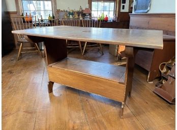 COUNTRY STYLE HUTCH TABLE