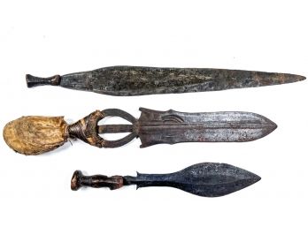 (3) CONGOLESE SHORT SWORDS