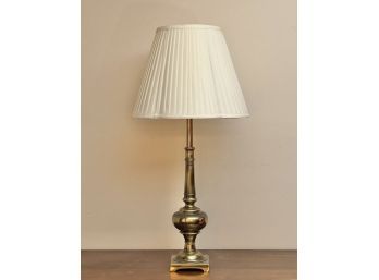 NICE QUALITY BRASS TABLE LAMP