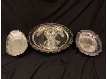 LOT OF 3 SILVER PLATE TRAYS.