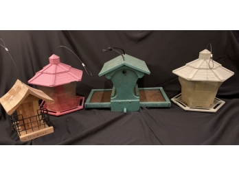 4 BIRD HOUSES