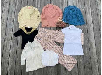 GROUP OF VINTAGE WOMAN'S & JUVENILE CLOTHING